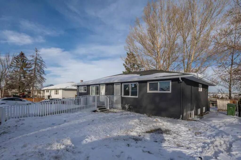 Accessible/Petfriendly-2Bedsuite Calgary Luaran gambar